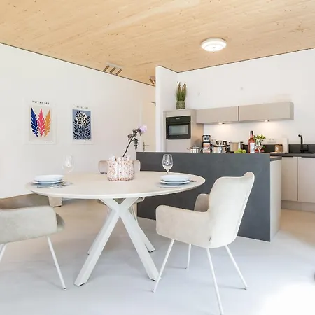 Apartment Lüw Boarding House Luv